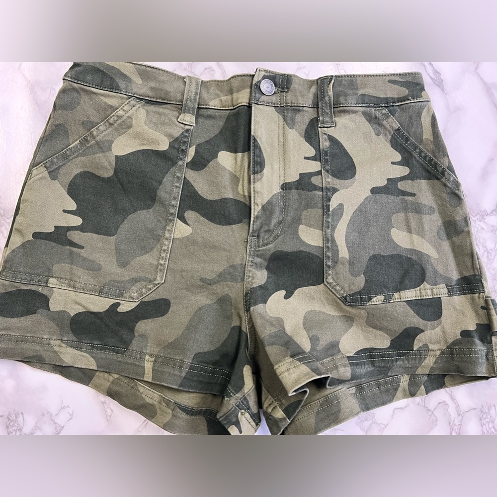 Camouflage shorts